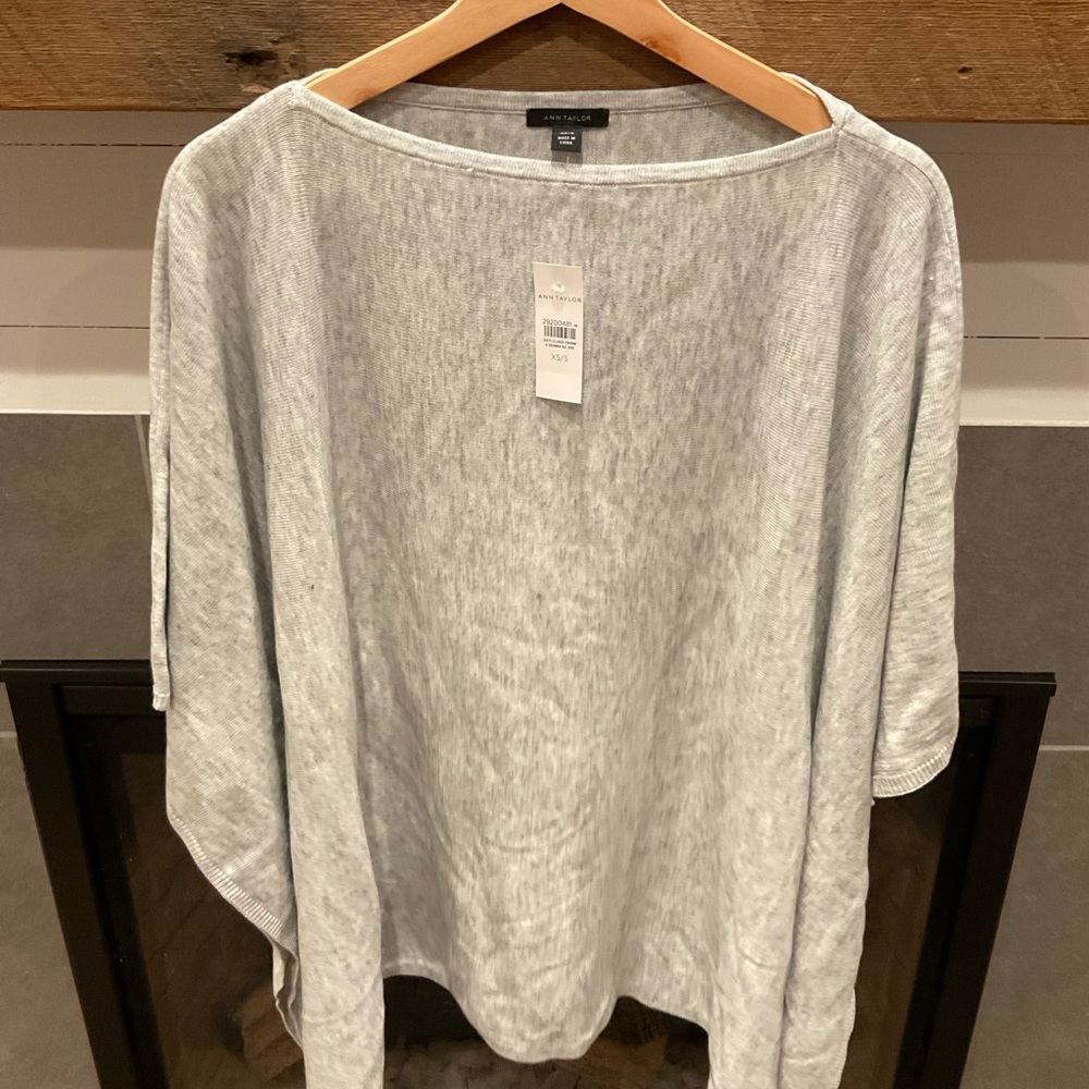 Ann Taylor XS/S Grey poncho sweater WITH TAGS